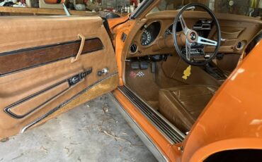 Chevrolet-corvette-coupe-1973-orange-18