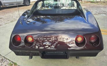 Chevrolet-corvette-coupe-1974-5