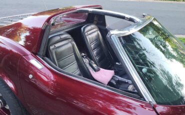 Chevrolet-corvette-coupe-1975-custom-13