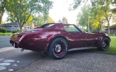 Chevrolet-corvette-coupe-1975-custom-15