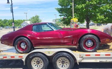 Chevrolet-corvette-coupe-1975-custom-2