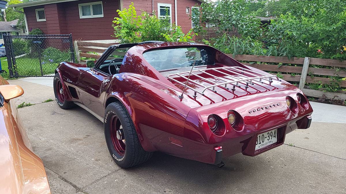 Chevrolet-corvette-coupe-1975-custom-22
