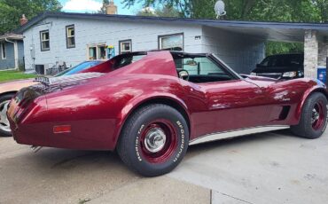 Chevrolet-corvette-coupe-1975-custom-7