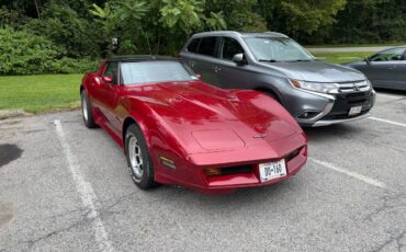 Chevrolet-corvette-coupe-1981-red-1