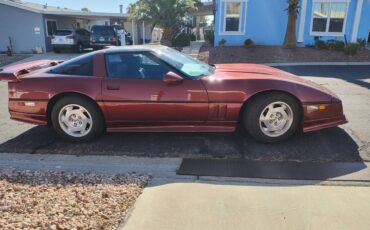 Chevrolet-corvette-coupe-1988-red-3