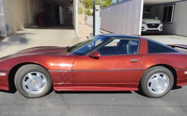 Chevrolet-corvette-coupe-1988-red