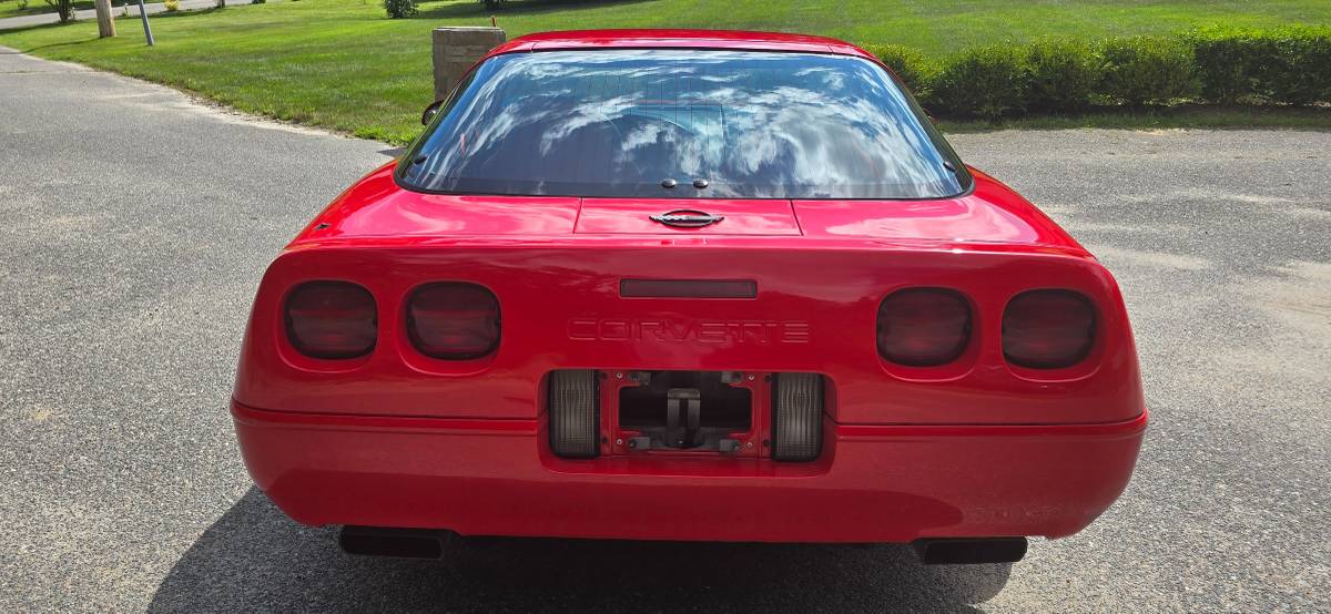 Chevrolet-corvette-coupe-1995-red-4