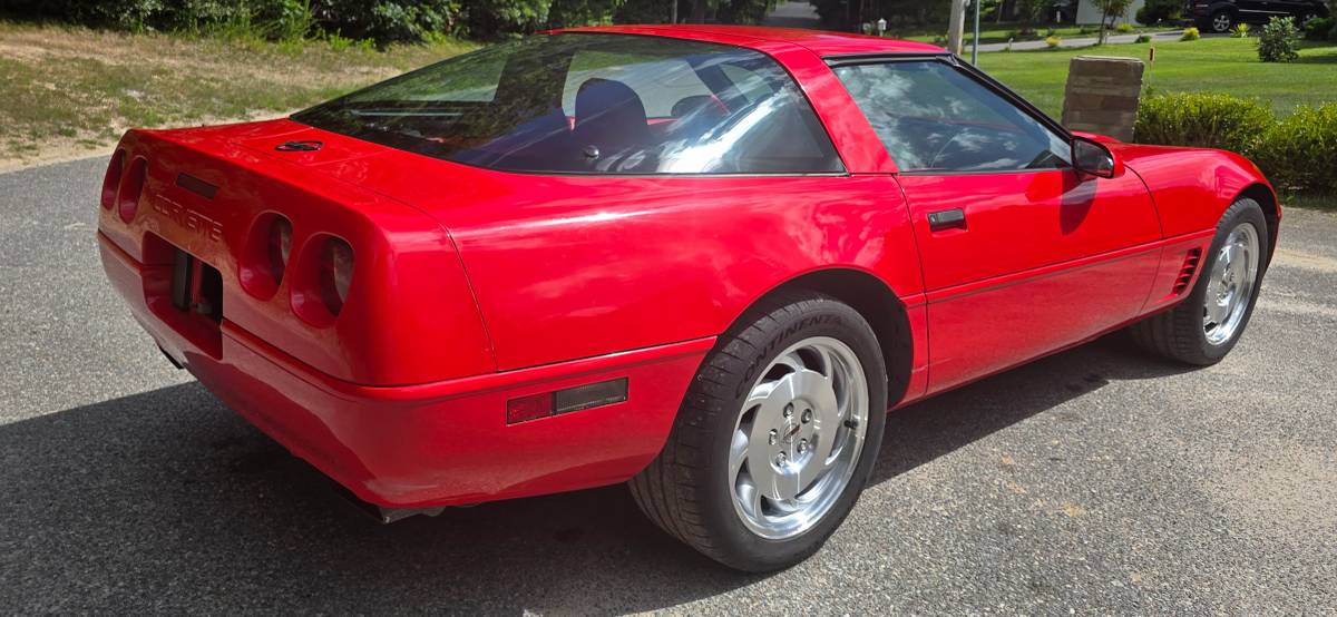 Chevrolet-corvette-coupe-1995-red-5