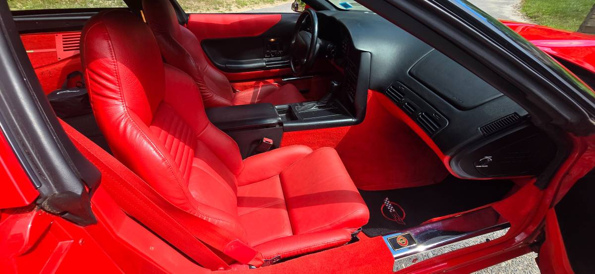 Chevrolet-corvette-coupe-1995-red-8