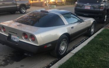Chevrolet-corvette-coupe-c4-1986-custom-2