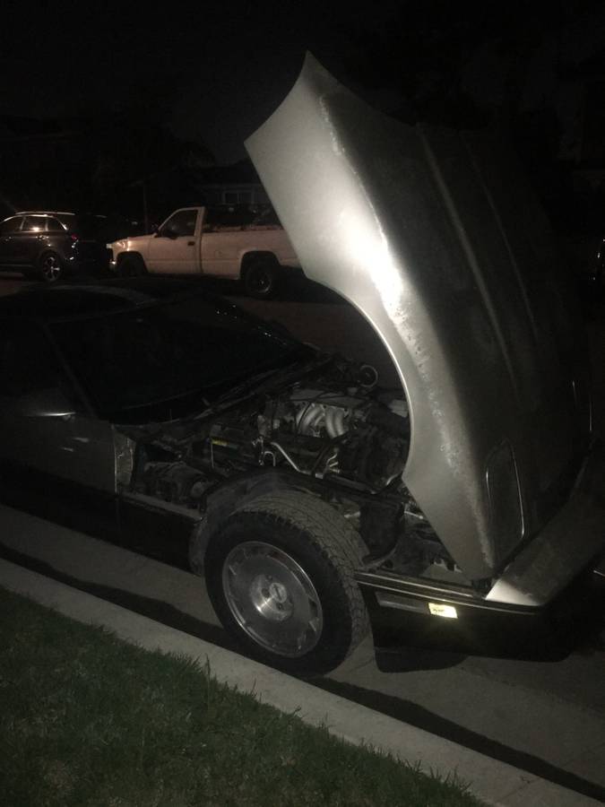 Chevrolet-corvette-coupe-c4-1986-custom-3