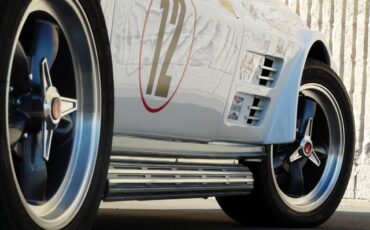 Chevrolet-corvette-grand-sport-1964-1