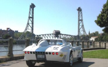 Chevrolet-corvette-grand-sport-1964-12