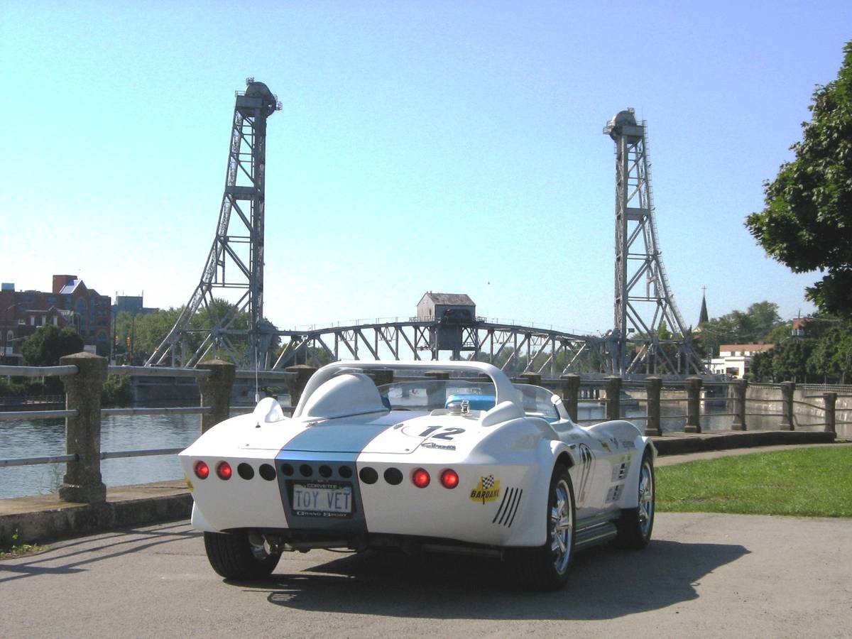 Chevrolet-corvette-grand-sport-1964-12