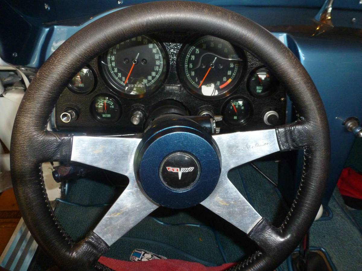 Chevrolet-corvette-grand-sport-1964-17