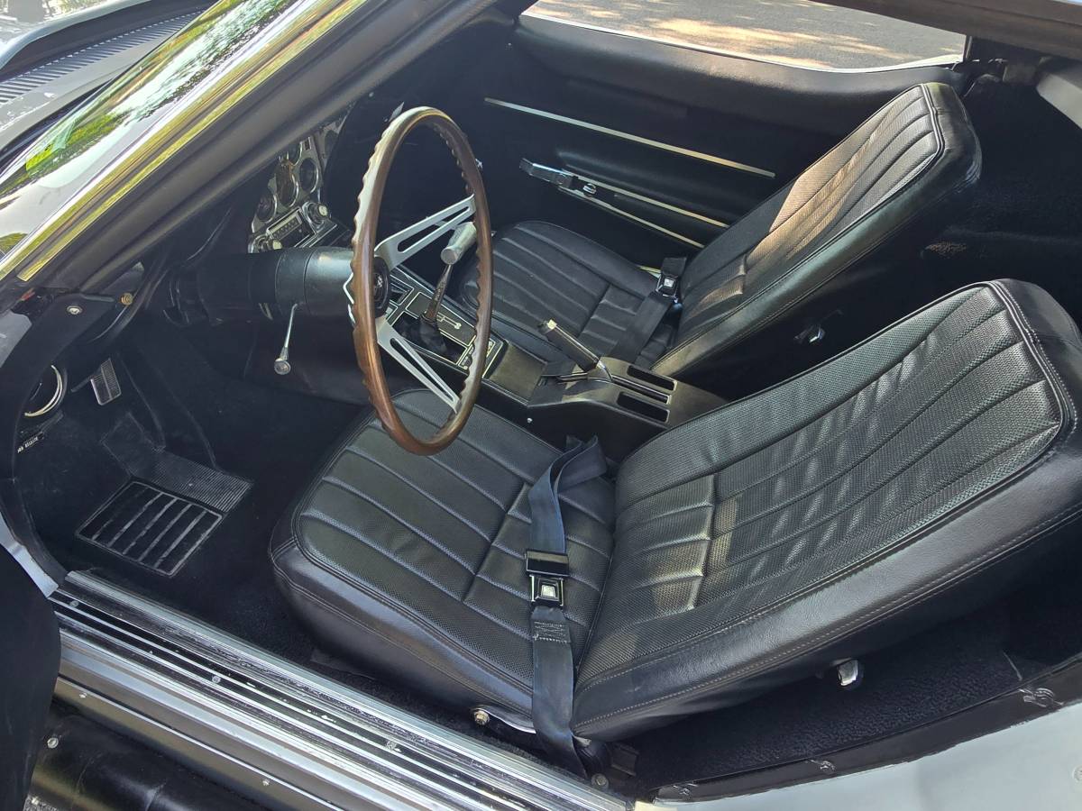 Chevrolet-corvette-hardtop-convertible-1968-silver-12