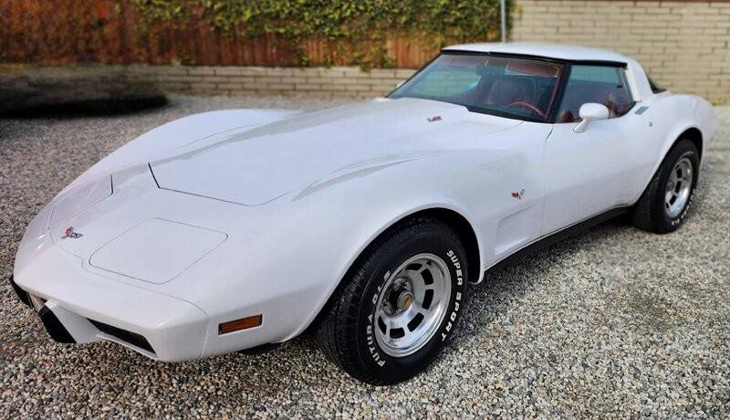 Chevrolet-corvette-l82-1979-white