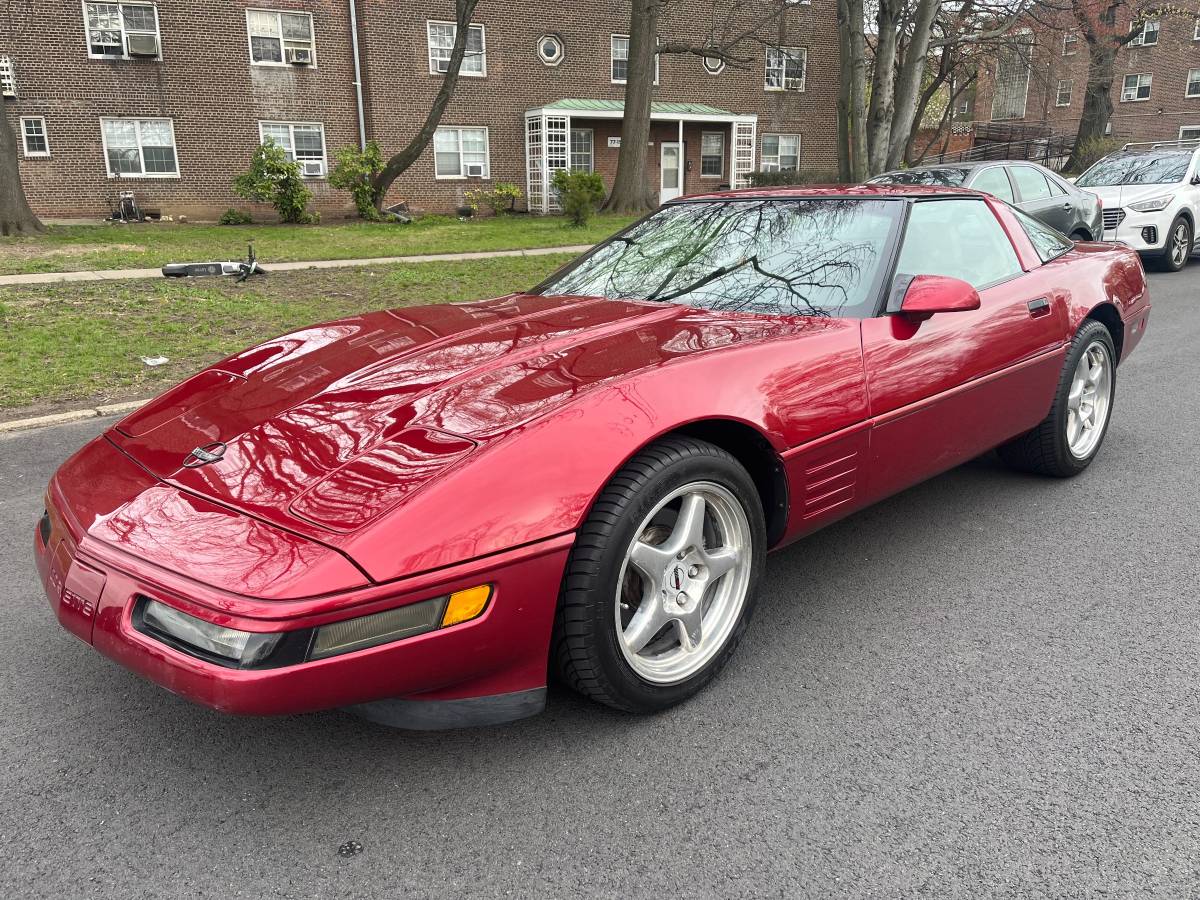 Chevrolet-corvette-lt1-300hp-1992-red-2