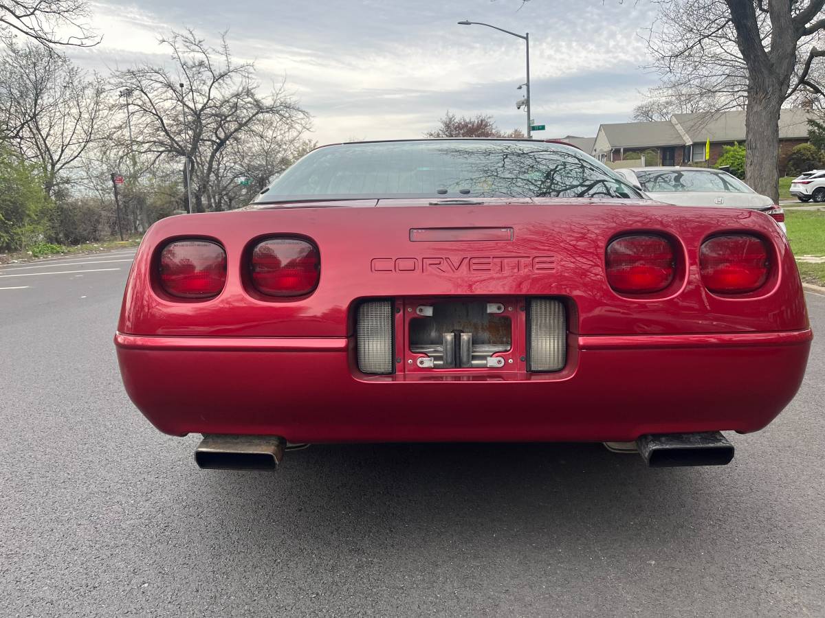 Chevrolet-corvette-lt1-300hp-1992-red-4