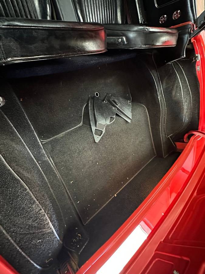 Chevrolet-corvette-roadster-1964-red-19
