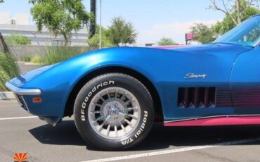 Chevrolet-corvette-roadster-427c-1969-white-19