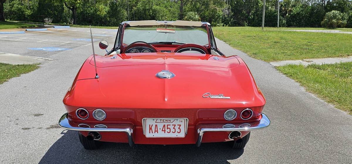 Chevrolet-corvette-stingray-1964-red-3