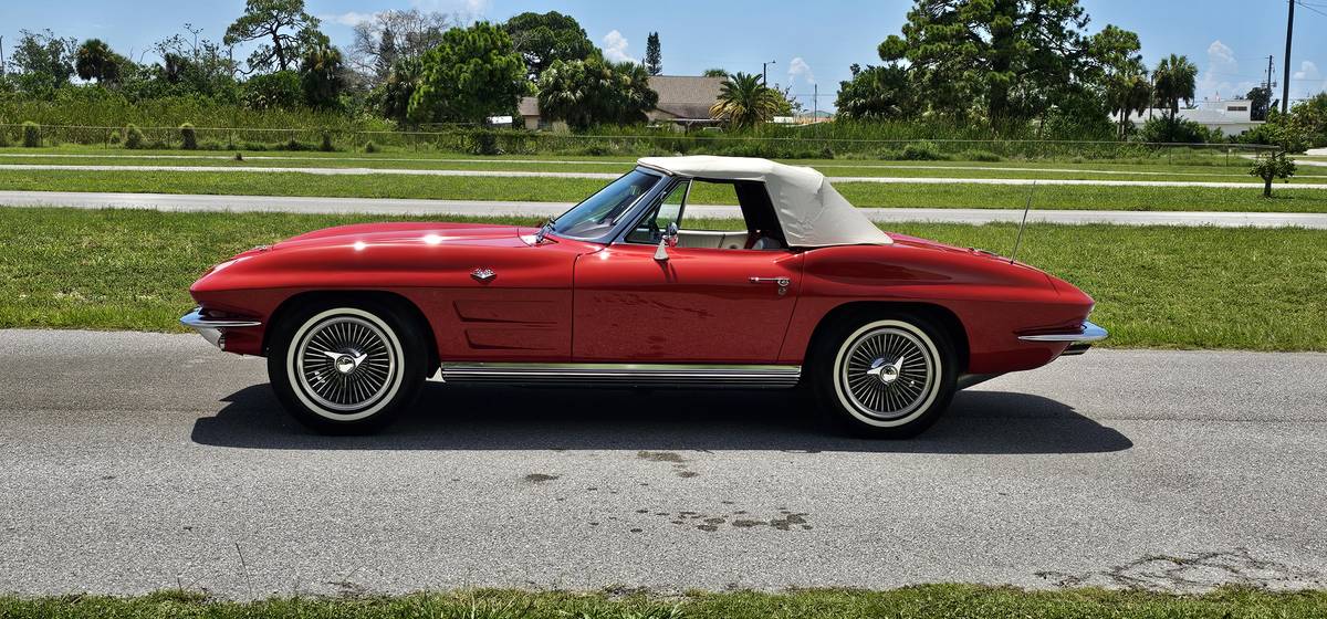 Chevrolet-corvette-stingray-1964-red-9