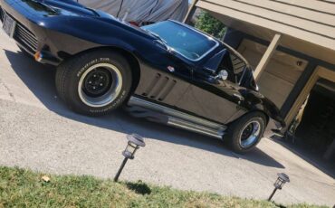 Chevrolet-corvette-stingray-1965-black