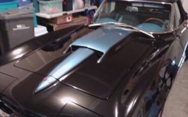 Chevrolet-corvette-stingray-1967-black-2