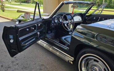 Chevrolet-corvette-stingray-1967-green-12