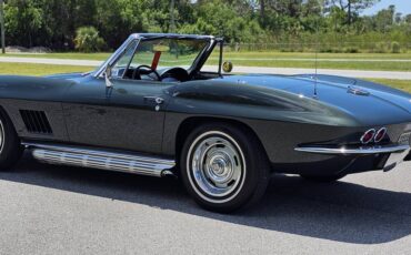 Chevrolet-corvette-stingray-1967-green-2