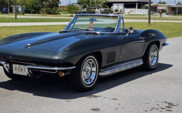 Chevrolet-corvette-stingray-1967-green