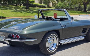 Chevrolet-corvette-stingray-1967-green-5