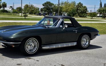 Chevrolet-corvette-stingray-1967-green-8