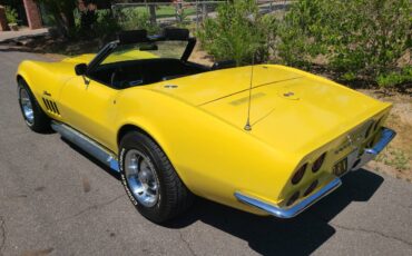 Chevrolet-corvette-stingray-1969-yellow-5