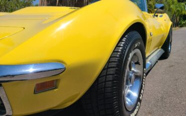 Chevrolet-corvette-stingray-1969-yellow-7