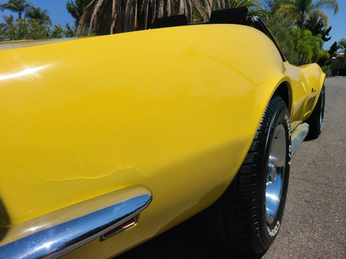 Chevrolet-corvette-stingray-1969-yellow-9