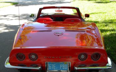 Chevrolet-corvette-stingray-1970-red-2