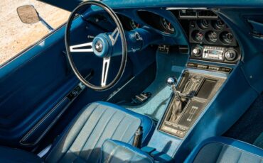 Chevrolet-corvette-stingray-1971-blue