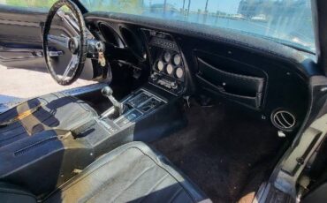Chevrolet-corvette-stingray-1972-11
