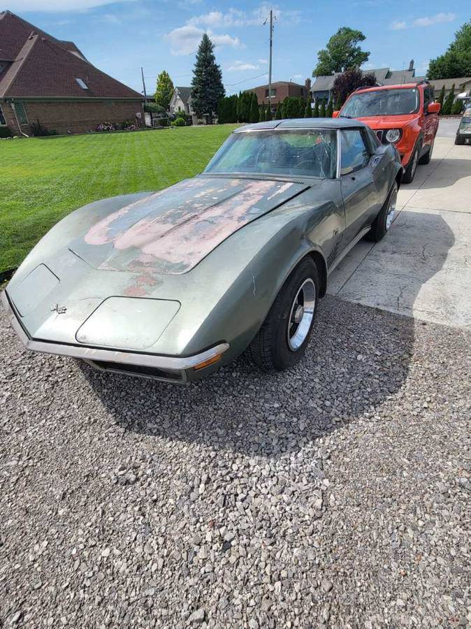 Chevrolet-corvette-stingray-1972-21