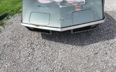 Chevrolet-corvette-stingray-1972-25