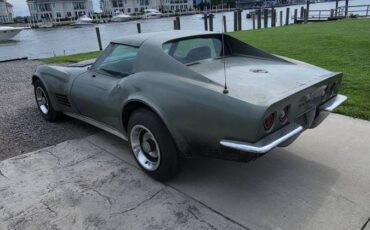 Chevrolet-corvette-stingray-1972-3