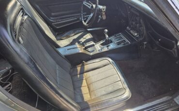 Chevrolet-corvette-stingray-1972-5