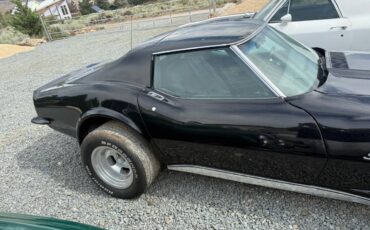 Chevrolet-corvette-stingray-1973-10