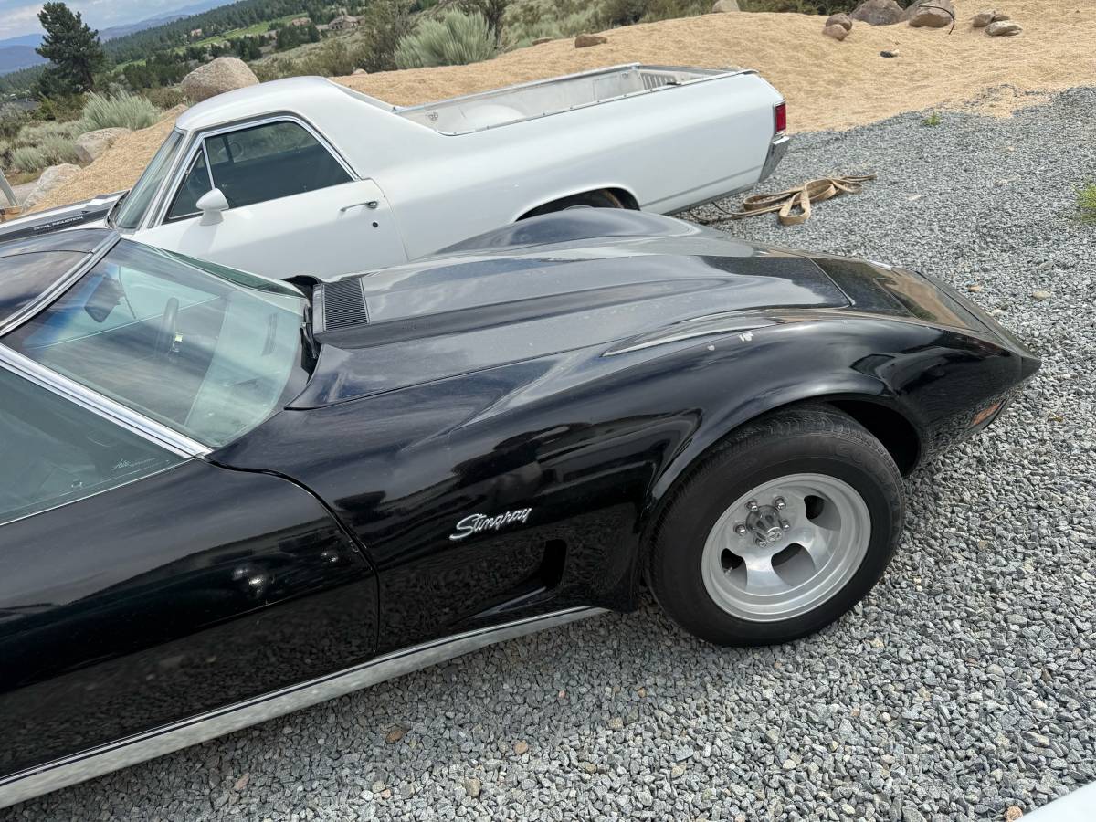 Chevrolet-corvette-stingray-1973-9