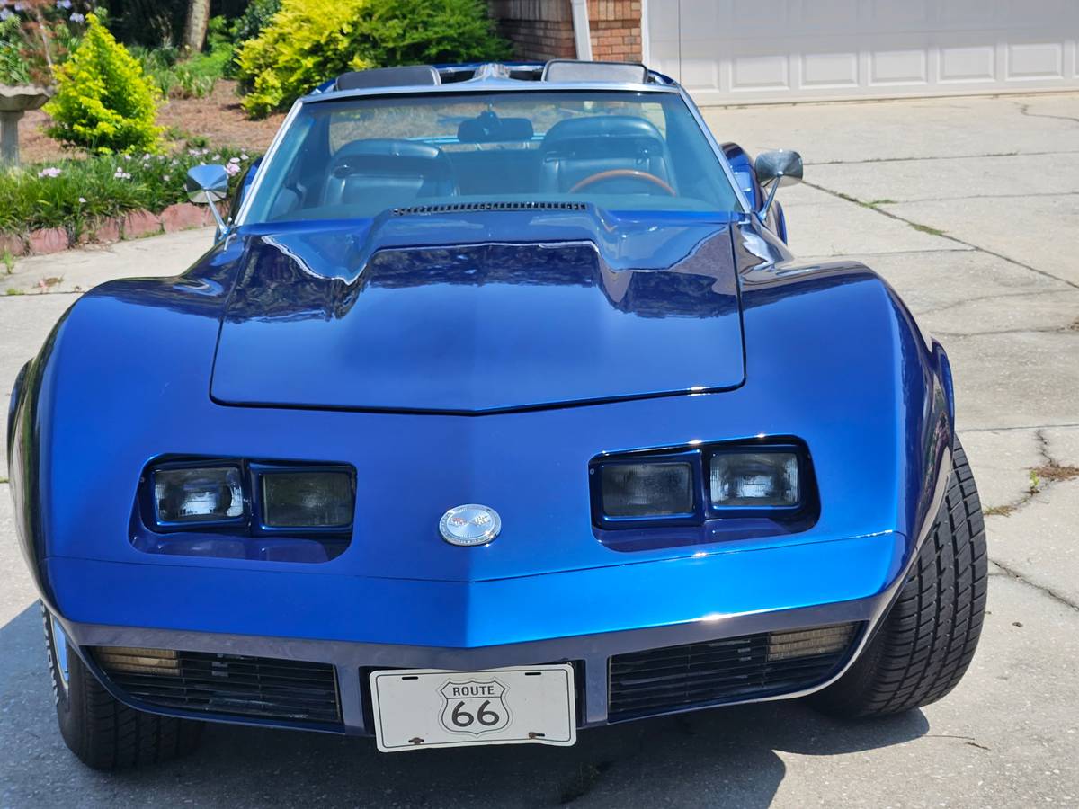 Chevrolet-corvette-stingray-1973-blue-1