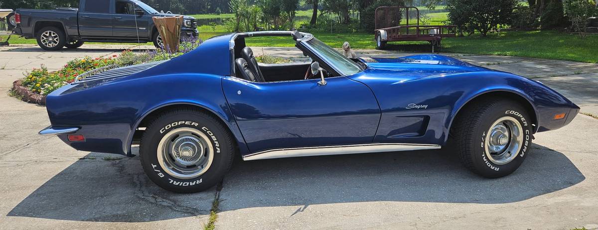 Chevrolet-corvette-stingray-1973-blue