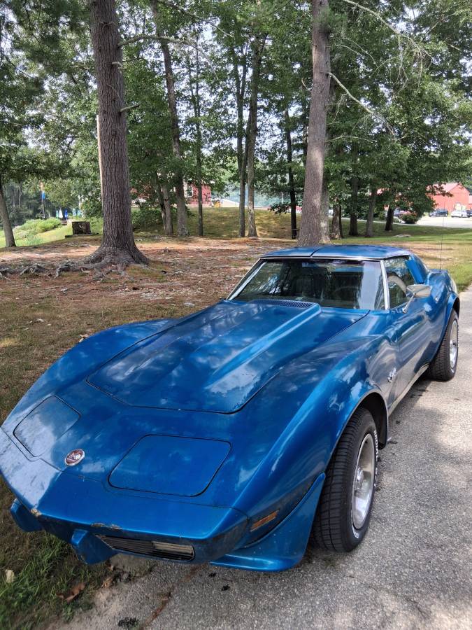 Chevrolet-corvette-stingray-1976-blue-2