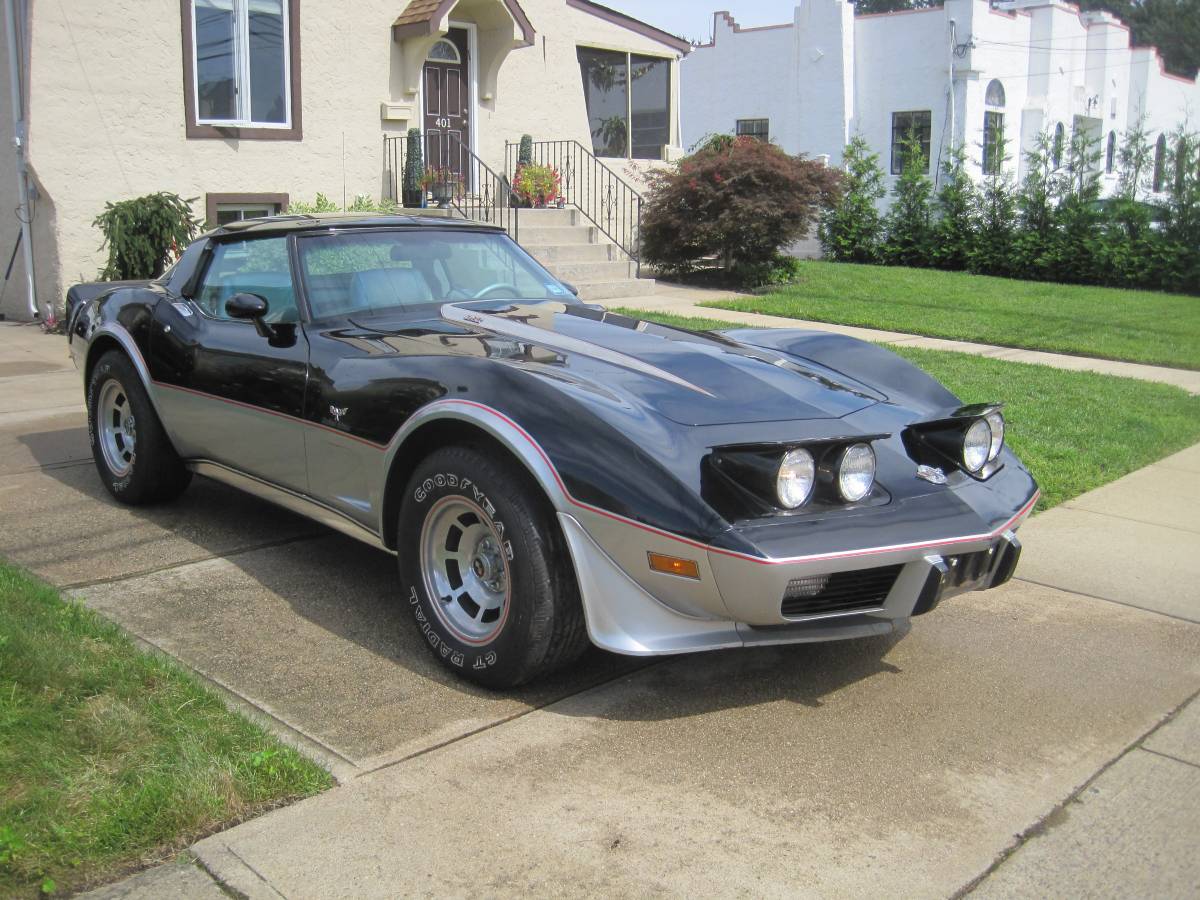 Chevrolet-corvette-stingray-1978-15